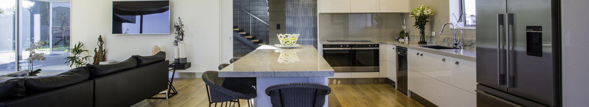 Light, bright kitchen designed by Nigel Molloy Joinery 